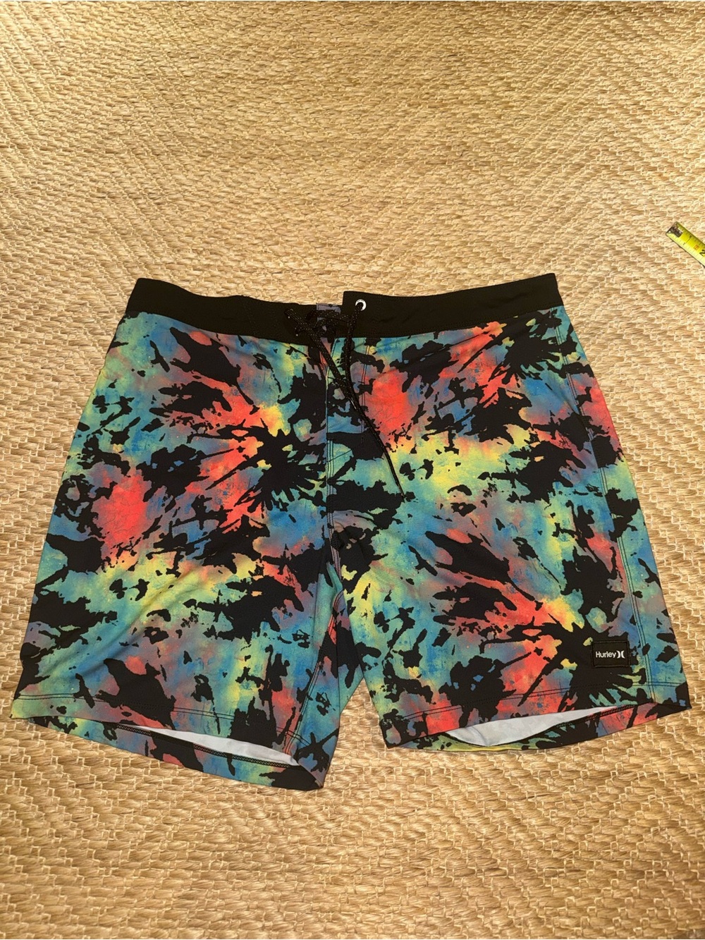 Hurley Men’s Black Multicolor Tie-Dye Board Shorts